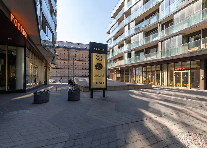 Center With Free Parking And Sauna